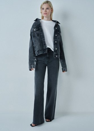 Джинсовая куртка