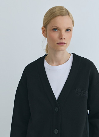 Кардиган с вышивкой