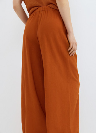 Широкие льняные брюки