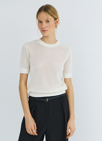 Ажурный джемпер с коротким рукавом