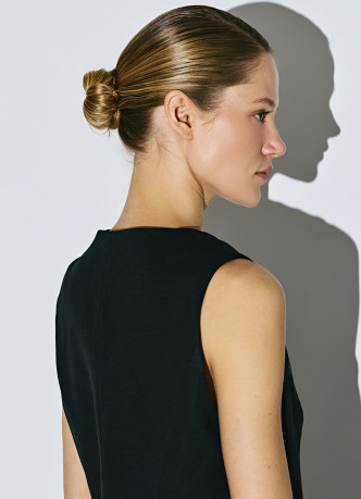 Жилет на пуговицах