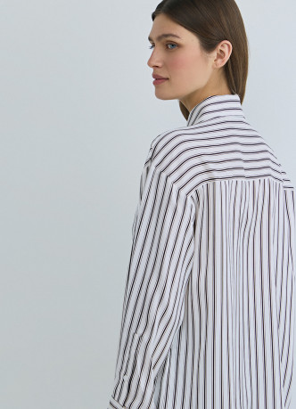 Блузка из сатина