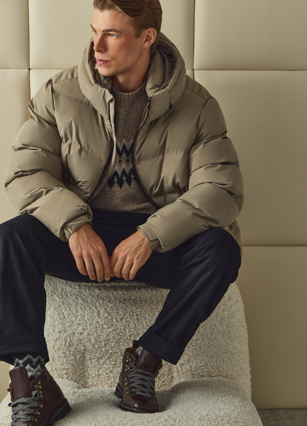 

Утеплённая куртка с капюшоном и бесшовной стёжкой, Бежевый