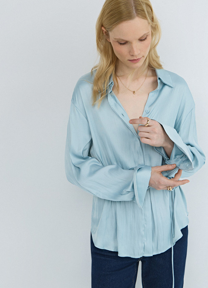 Блузка из сатина с поясом