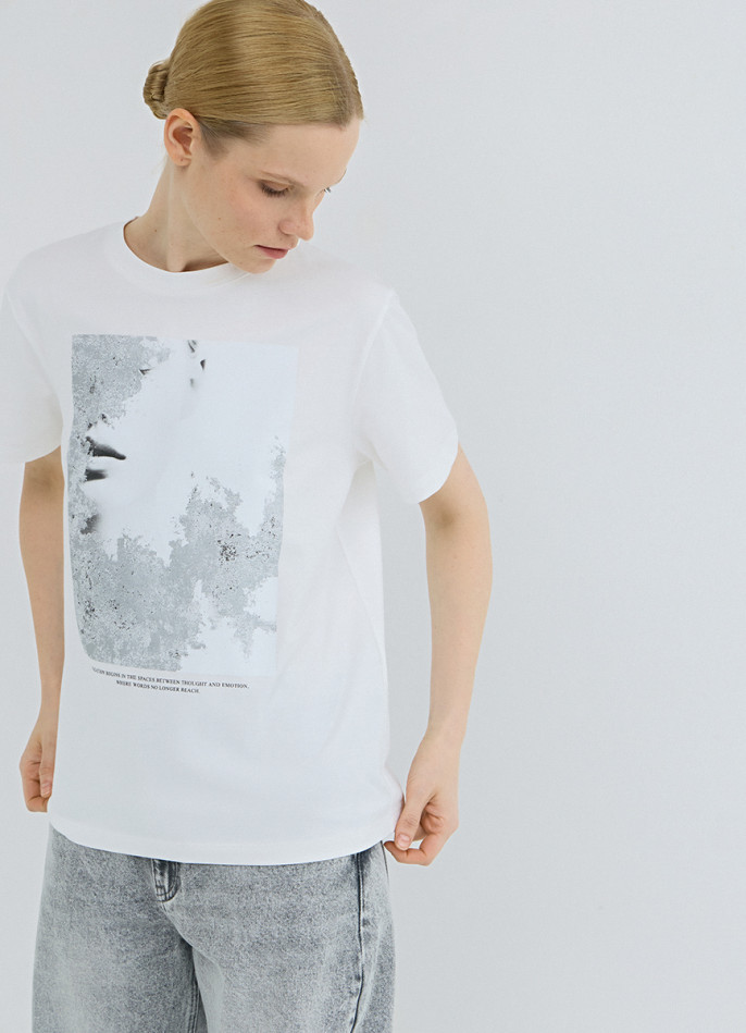 Футболка с принтом