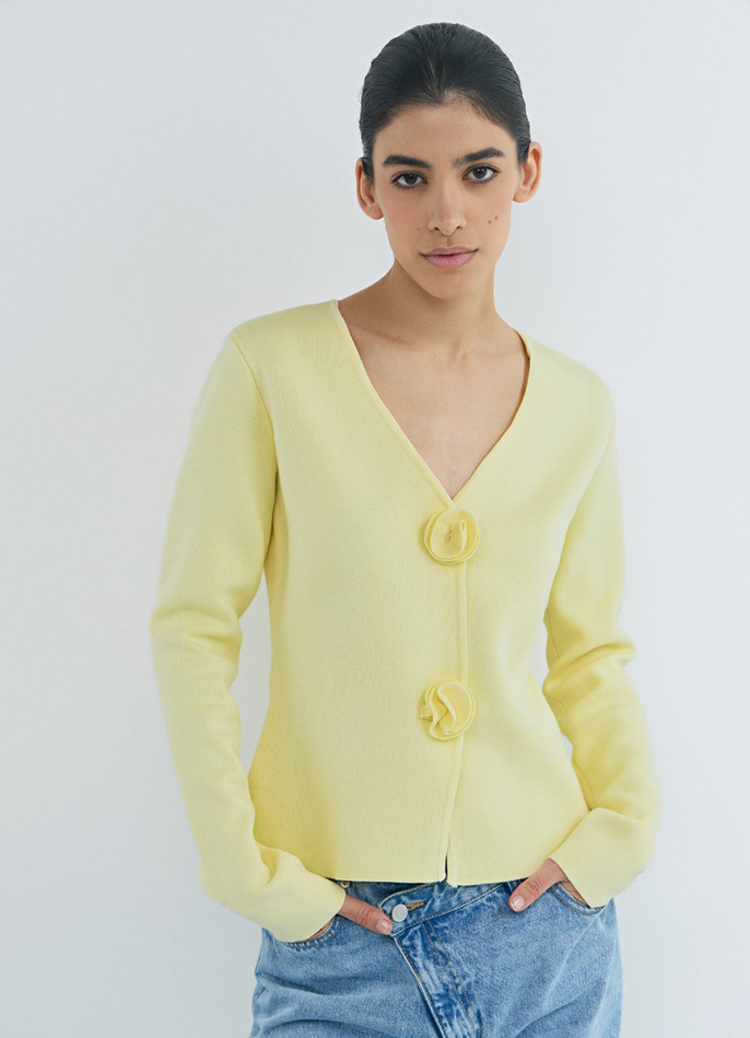 Кардиган с пуговицами в виде цветов