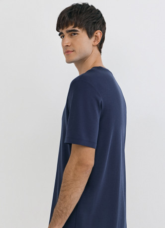 Футболка из гладкой ткани