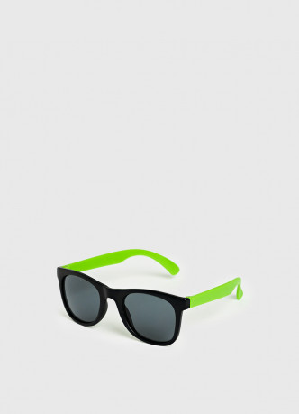 Солнцезащитные очки для мальчиков