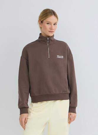 Толстовка с воротником-стойкой на молнии