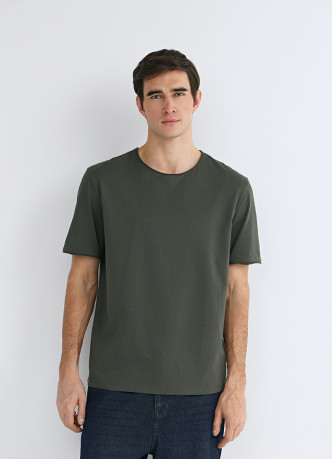 Футболка с необработанным краем