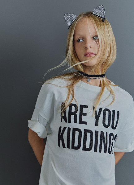 

Футболка оверсайз с принтом для девочек, Белый