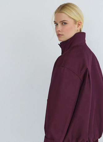 Легкая куртка