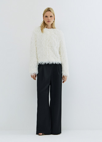 Укороченный фактурный жакет