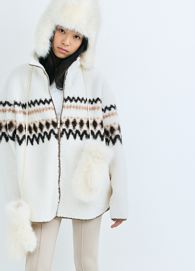 Трикотажная куртка для девочек