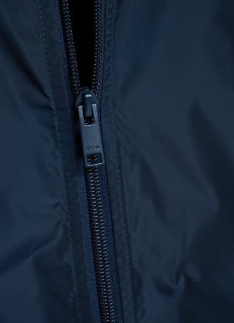 Бомбер с контрастными деталями