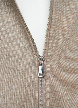 Утеплённая толстовка на молнии