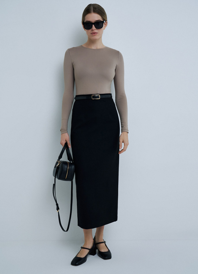 Прямая юбка миди