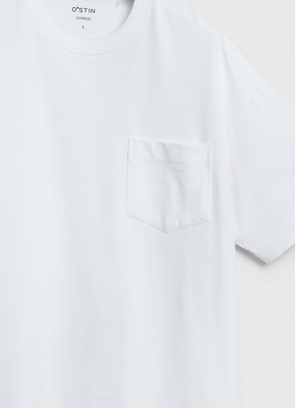 Футболка из плотного хлопка с карманом