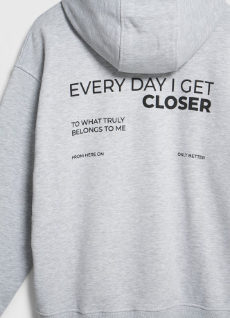 Худи с текстовым принтом