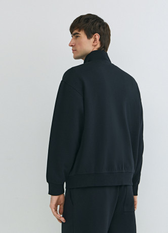 Куртка с воротником-стойкой