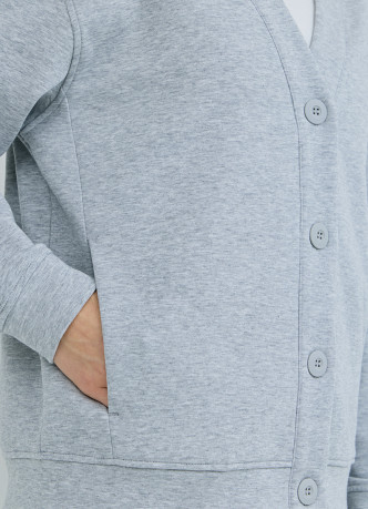 Кардиган с вышивкой