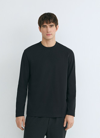 Базовый лонгслив из плотного хлопка