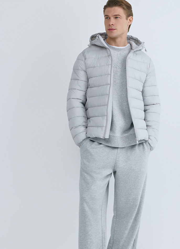 Утеплённая лёгкая куртка