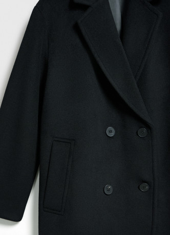Длинное двубортное пальто из шерсти