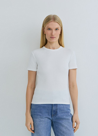 Футболка в рубчик