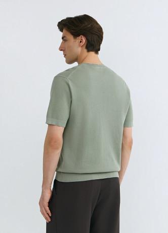 Футболка из текстурной ткани