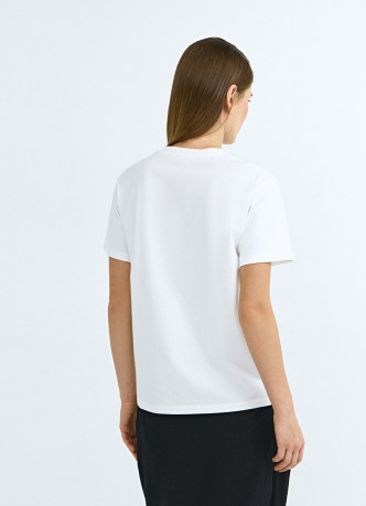 Футболка с цветочным декором