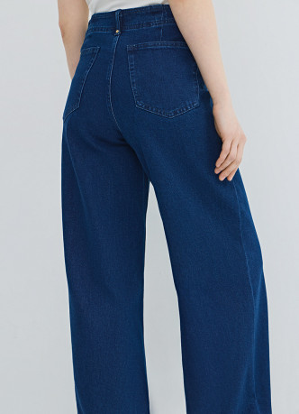 Широкие джинсы со стрелками