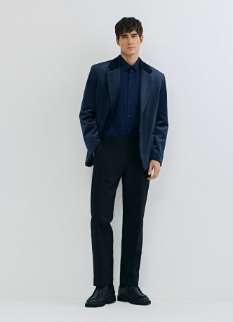 Однобортный пиджак из бархата