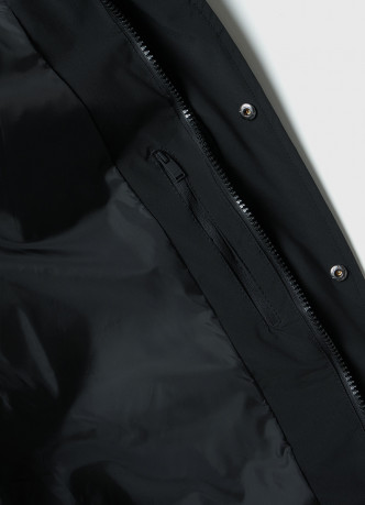 Утеплённая базовая куртка с капюшоном