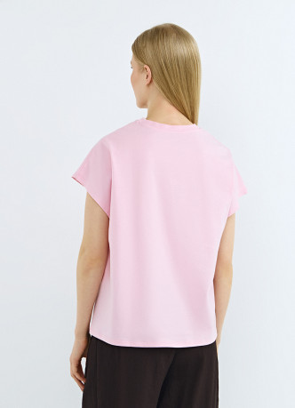 Футболка со спущенным плечом