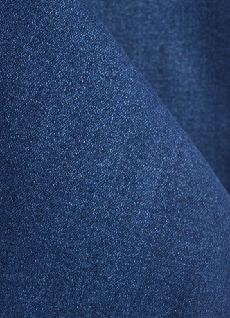 Базовые джинсы Straight Fit