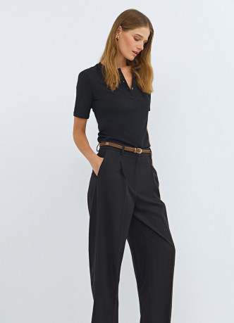 Зауженные брюки с поясом