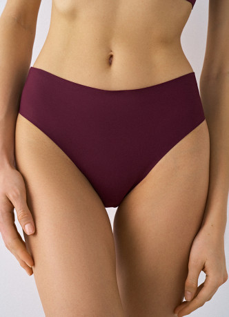 Бесшовные трусы средней посадки