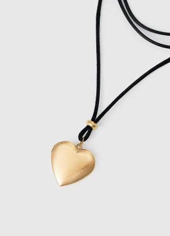 Ожерелье с кулоном в виде сердца