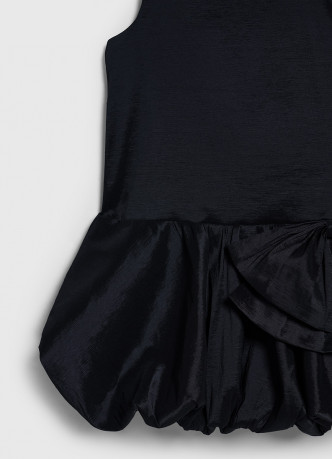 Платье с пышной юбкой и бантом для девочек