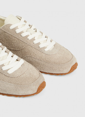 Кроссовки замшевые