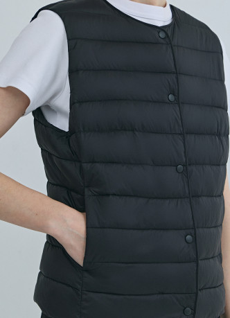 Лёгкий стёганый жилет