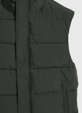 Утеплённый стёганый жилет