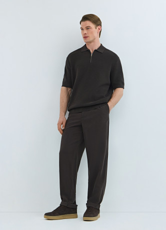 Поло из текстурной ткани с молнией