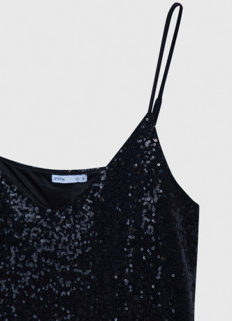 Платье на тонких бретелях с пайетками