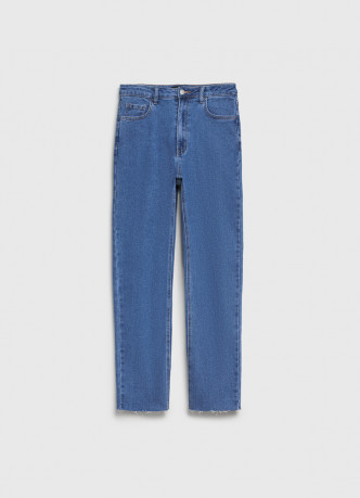 Узкие джинсы с высокой посадкой