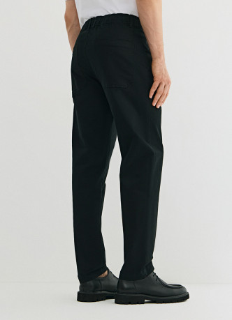 Брюки из твила со складками