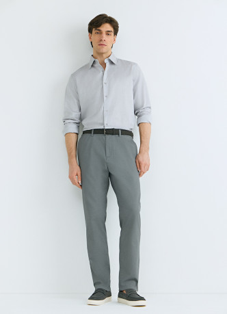 Рубашка из ткани шамбре