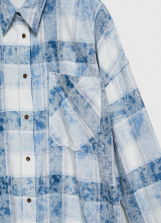 Рубашка в клетку из фланели