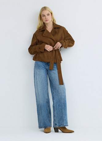 Куртка из искусственной замши с поясом